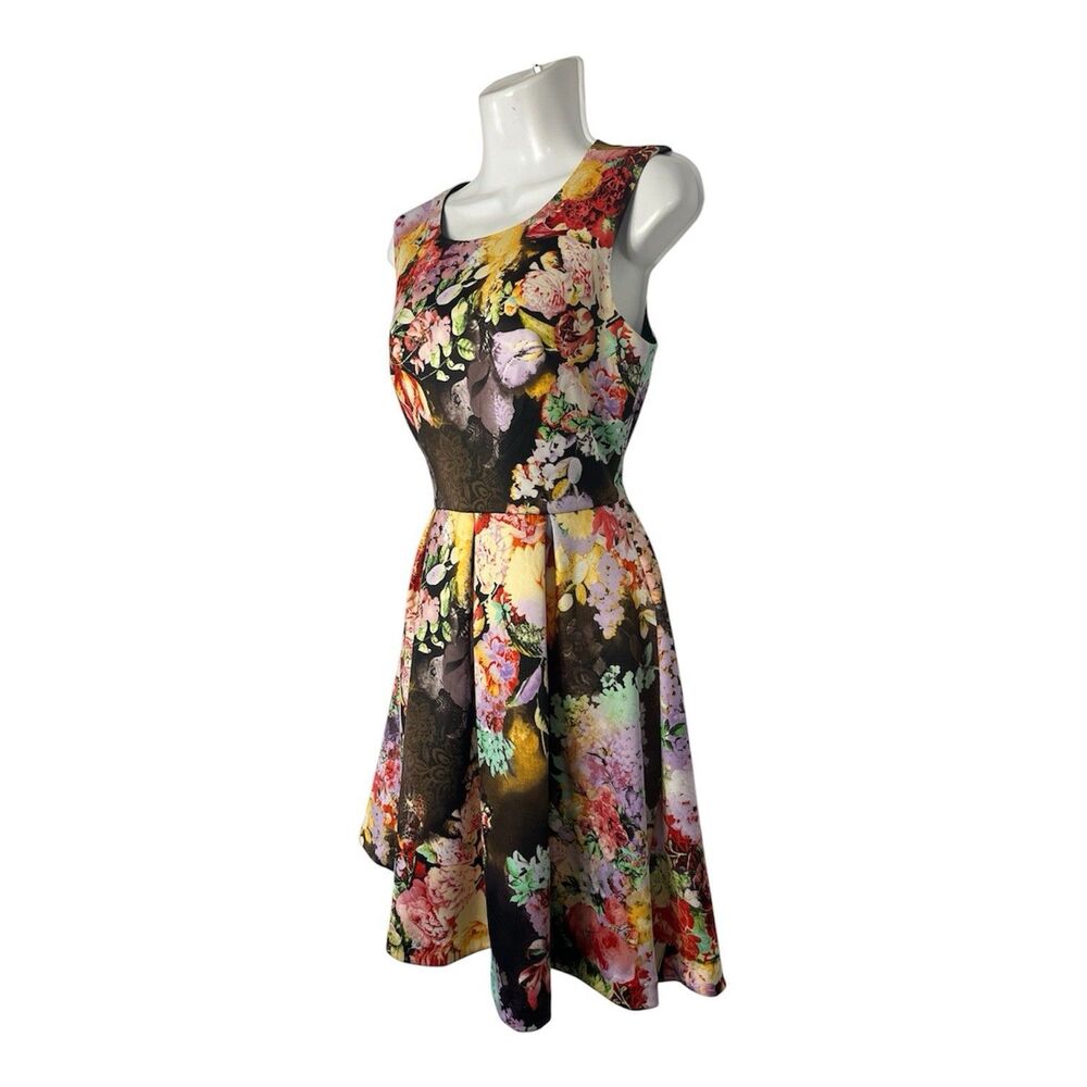 Betsey Johnson Mini Dress Size 4 Black Floral Fit Flare Sleeveless Party Retro - Picture 2 of 8